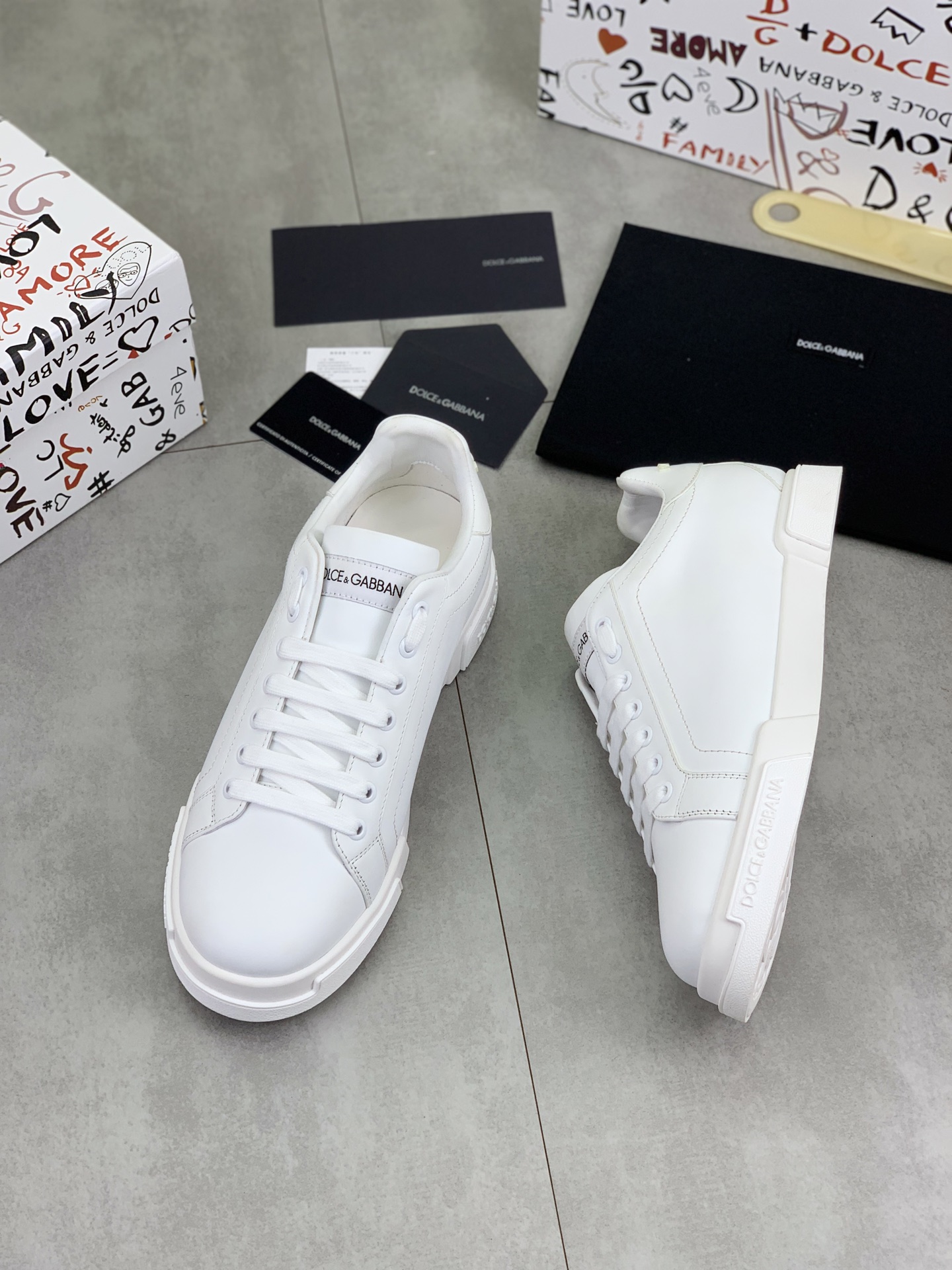 olce & Gabbana shoe